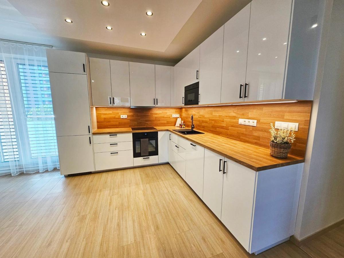 3 Room Apartment 2X Balcony, New Building, 21 Pressburg Exterior foto