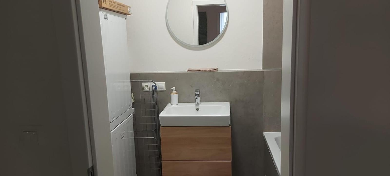 3 Room Apartment 2X Balcony, New Building, 21 Pressburg Exterior foto